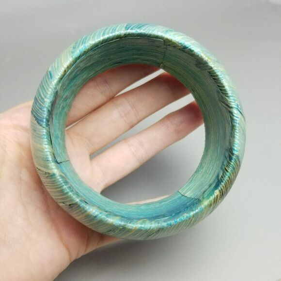 Vintage Blue and White Textured Design Wide Bangle Bracelet, Retro Boho Style - Picture 4 of 6